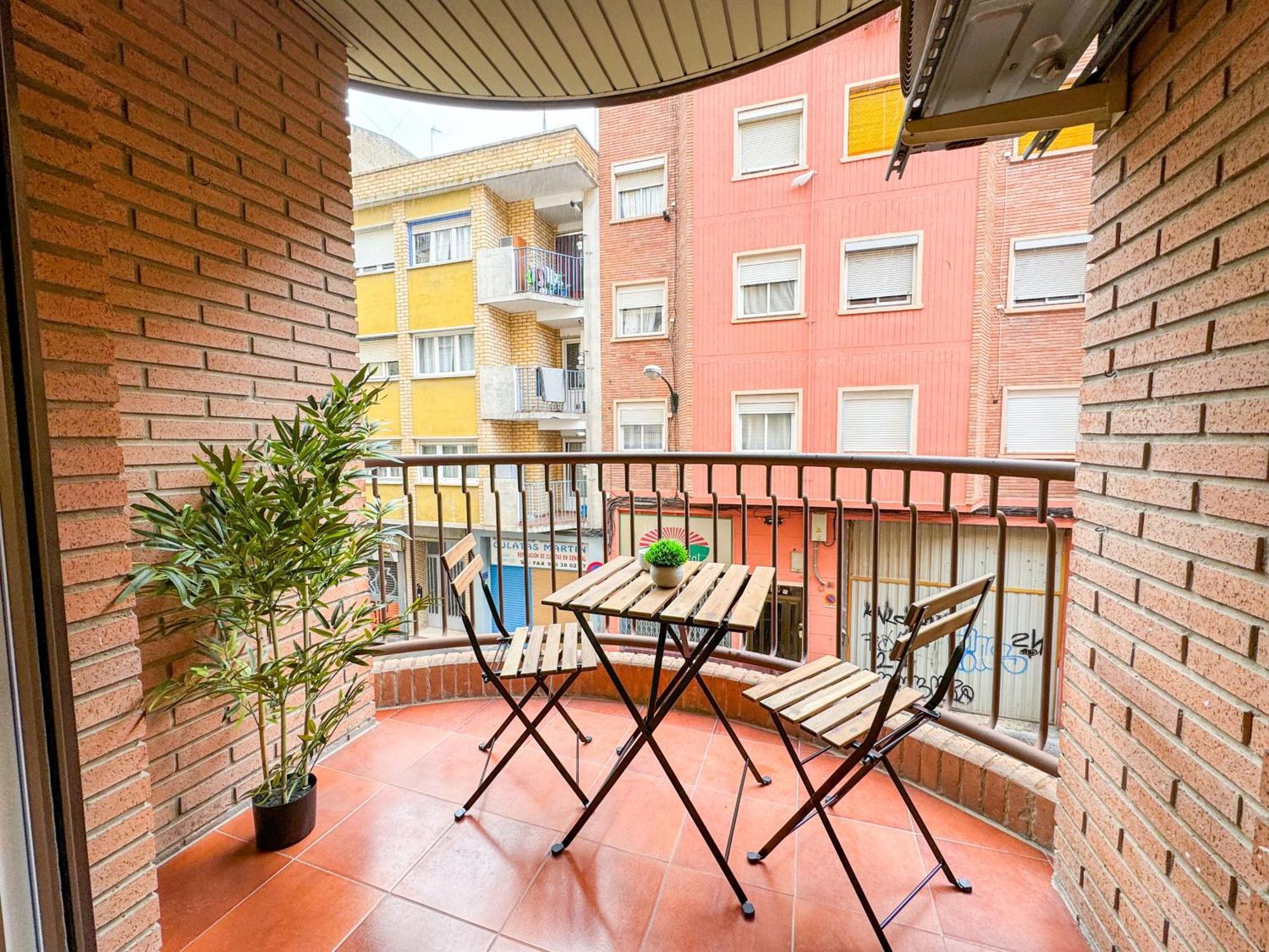 El Lago Del Pilar Comotucasa Zaragoza Exterior photo